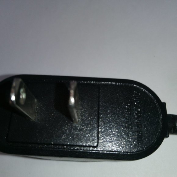 LG STA-P53WR Wall Travel Charger 4.8V 0.4A #20 - Picture 3 of 4